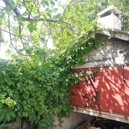 Apartman *